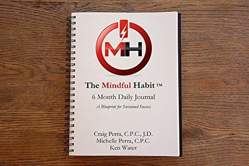 ההרגל Mindful - לוח השנה של 6 חודשים ומתכנן מחברות יומיומי הוא כלי מושלם לכתב העת למחשבותיך או לתזמן את הפגישות