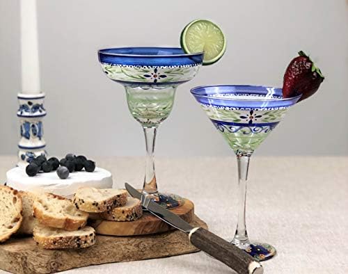 סטודיו גולדן היל כוסות מרטיני מצוירות ביד סט של 2 - אוסף כחול ברצלונה - כלי זכוכית מצוירים ביד על ידי אמני
